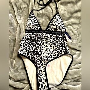 Victoria’s Secret One Piece SwimSuit in Snow leopard print size Medium.